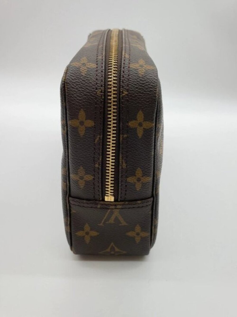 Authentic Louis Vuitton Trousse Toilette 23 Monogram Canvas Cosmetic Pouch - Picture 5 of 16
